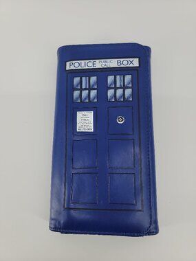 Doctor Who TARDIS Police Box Blue Wallet BBC Whovian Snap Clutch
